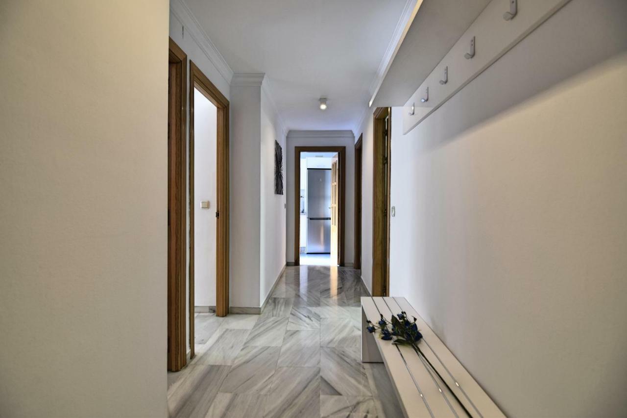 Apt Puerto Malagueta Solo Familias Málaga Exterior foto